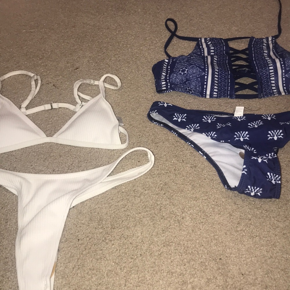 Bikini bundle! - Picture 6 of 6